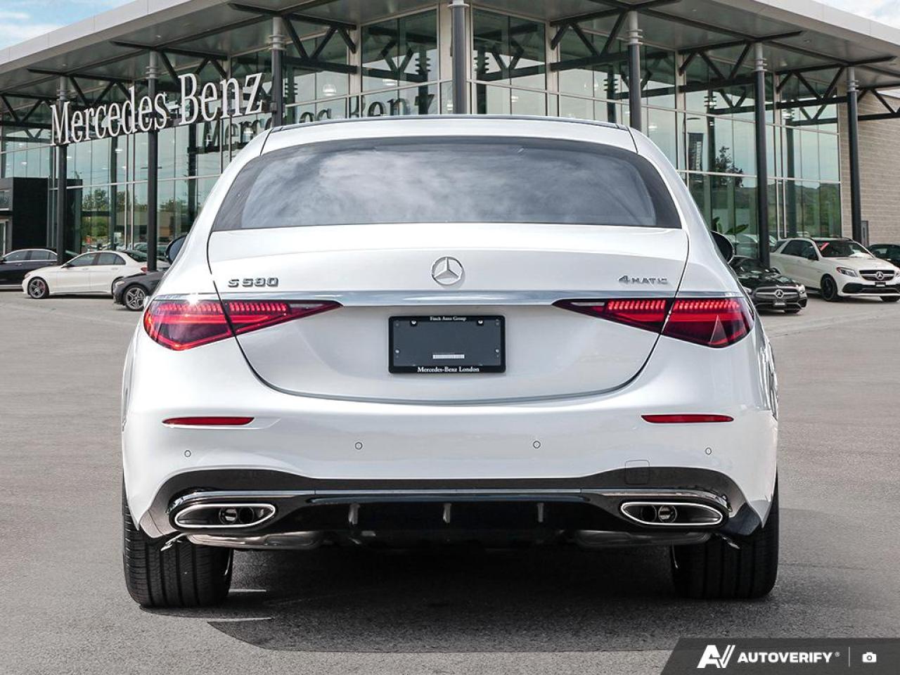 2026 Mercedes-Benz S-Class Base S 580 4dr All-Wheel Drive 4MATIC Sedan Photo4