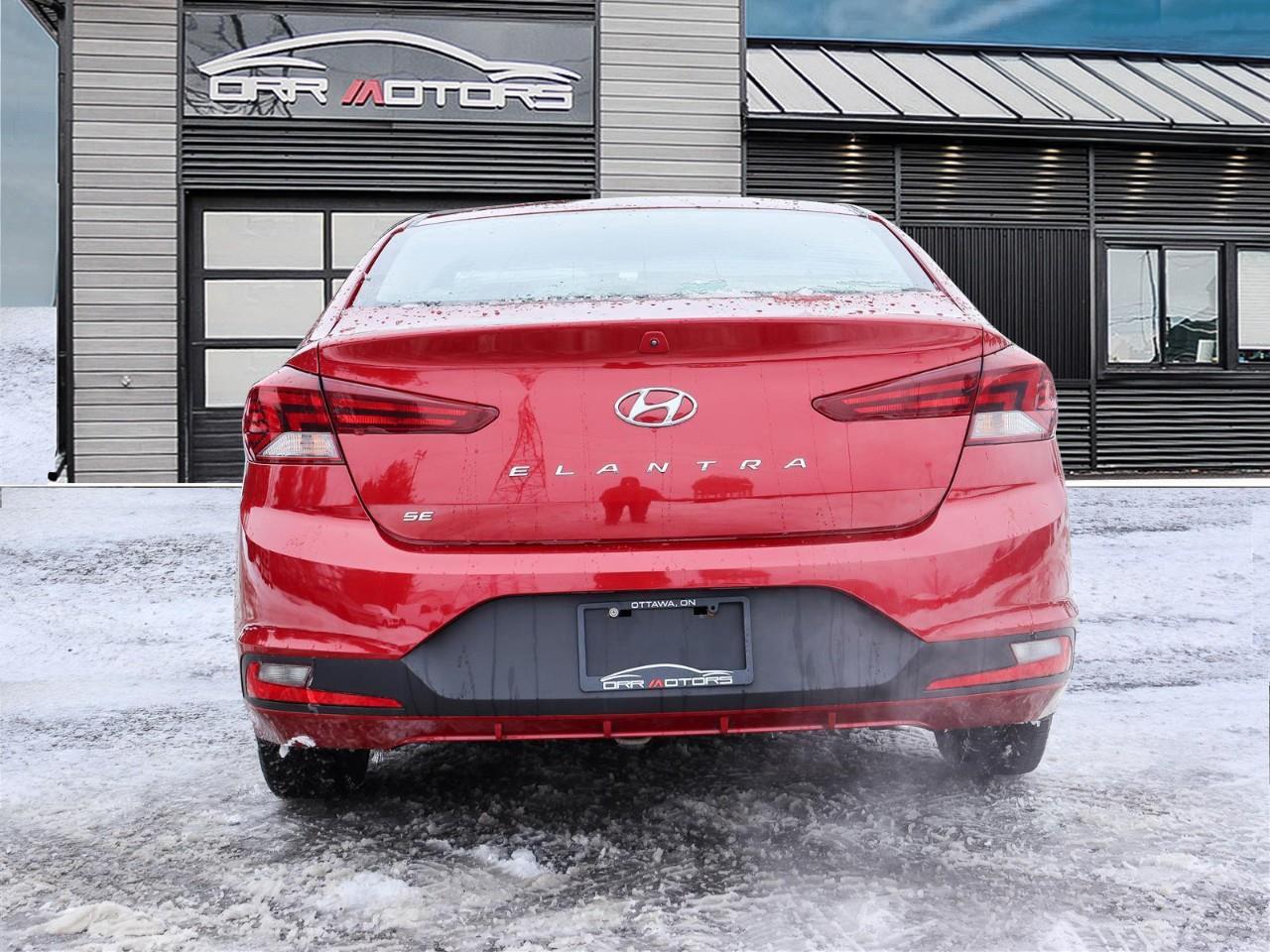 2020 Hyundai Elantra ESSENTIAL 4DR SEDAN Photo3