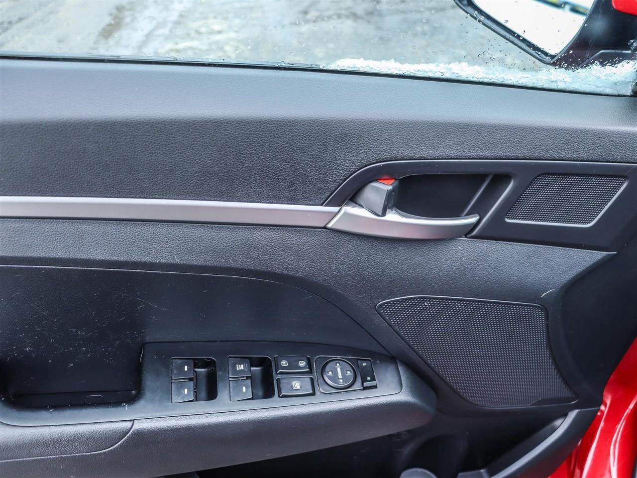 2020 Hyundai Elantra ESSENTIAL 4DR SEDAN Photo