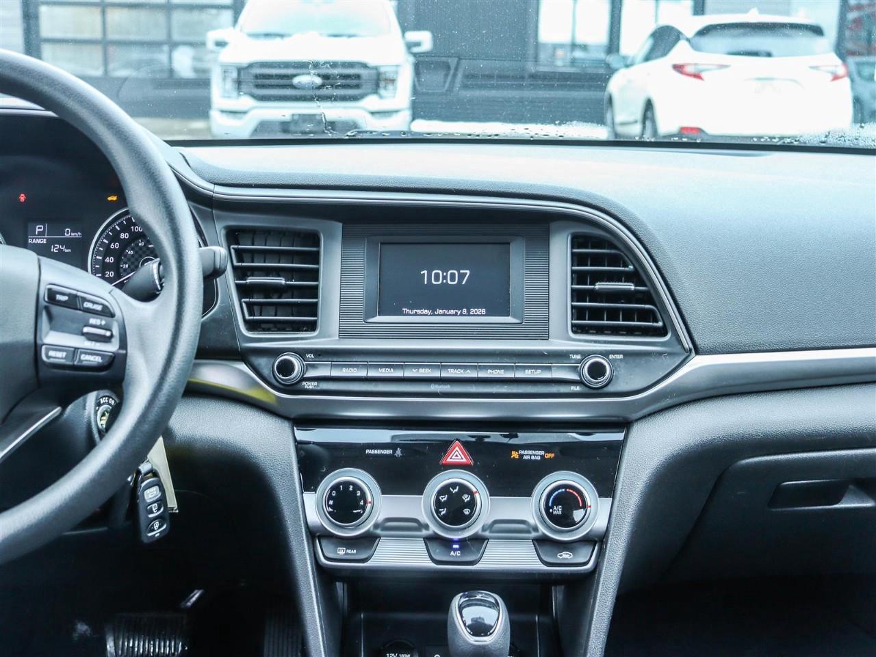 2020 Hyundai Elantra ESSENTIAL 4DR SEDAN Photo