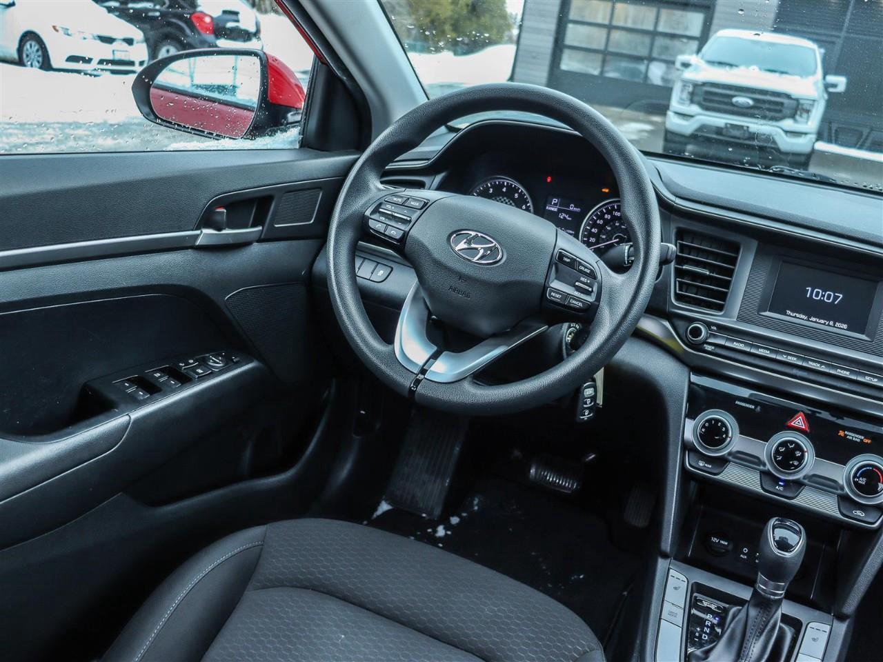 2020 Hyundai Elantra ESSENTIAL 4DR SEDAN Photo