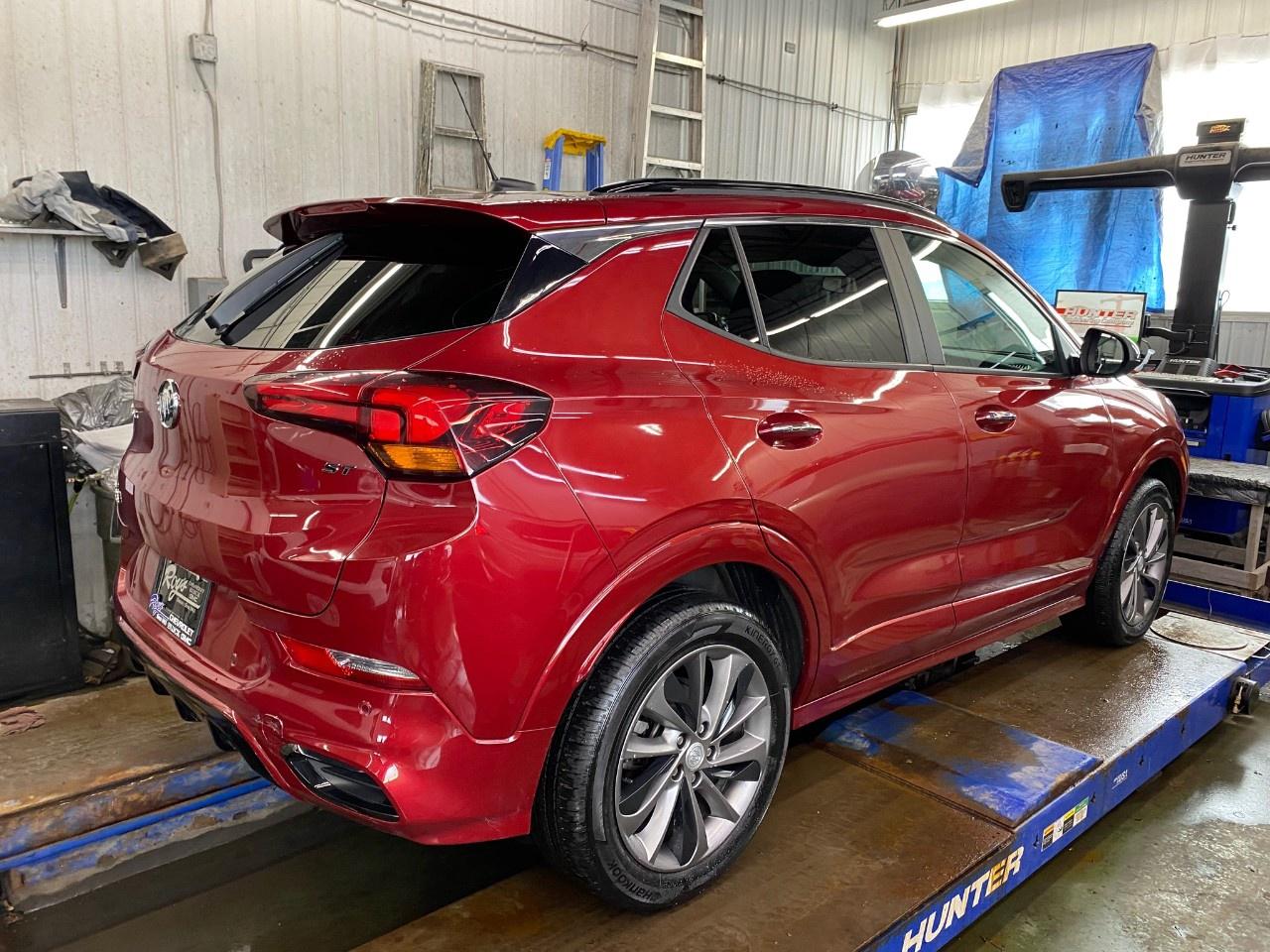 2020 Buick Encore GX Select AWD Photo3