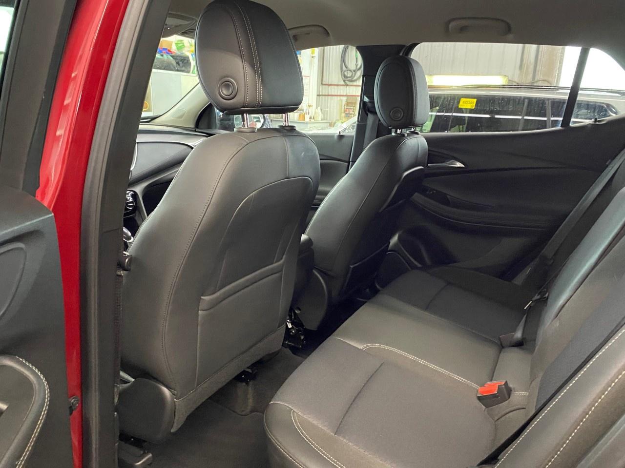 2020 Buick Encore GX Select AWD Photo