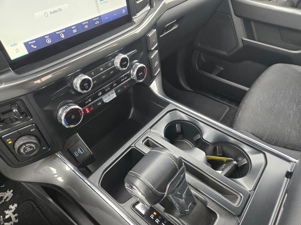 2023 Ford F-150 XLT 4WD SuperCrew 5.5' Box Photo