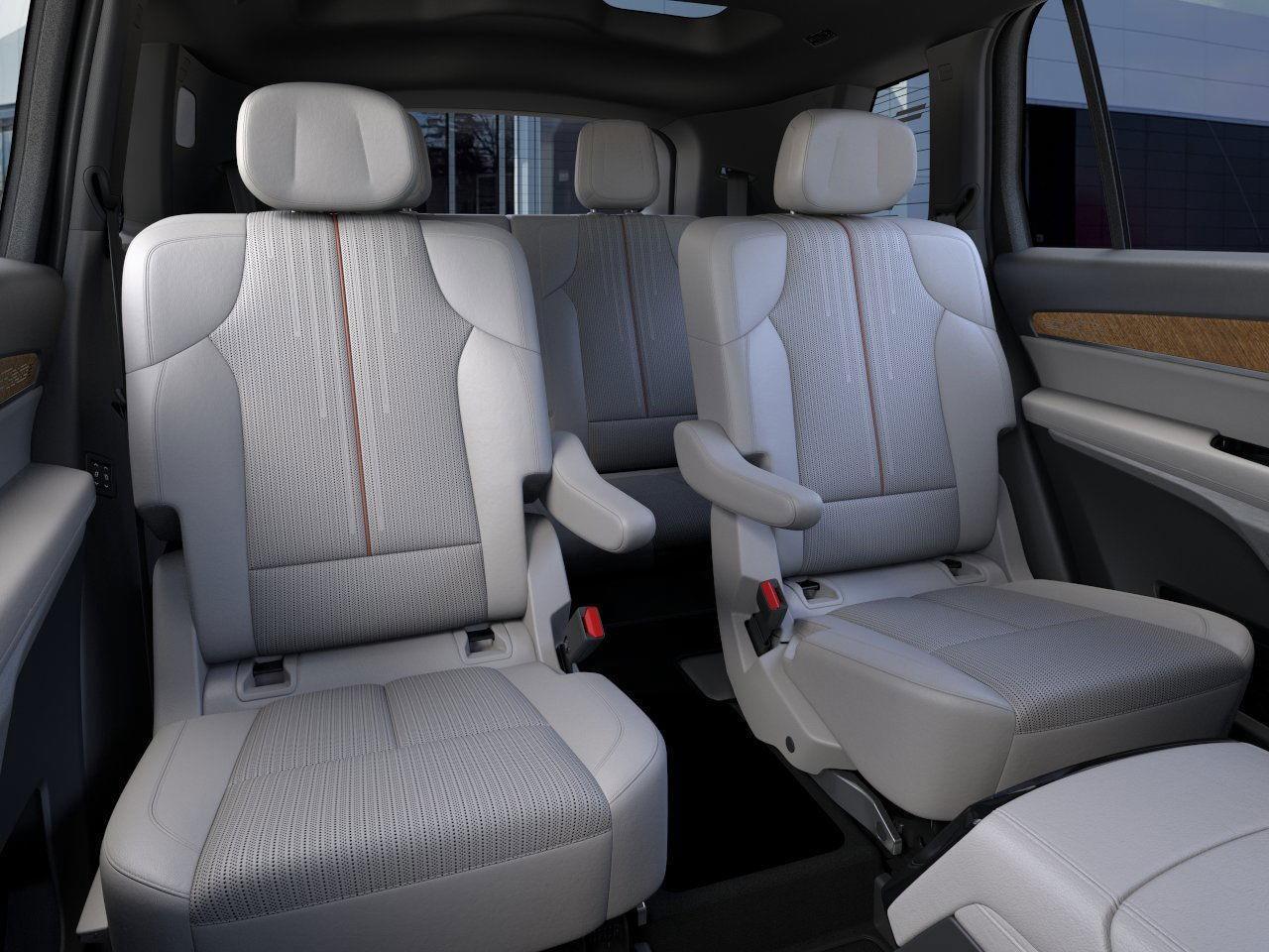 2026 Cadillac VISTIQ Sport 4dr All-Wheel Drive Photo