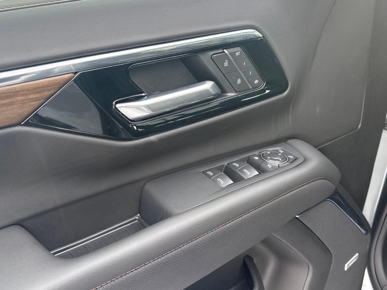 2026 Chevrolet Tahoe 4WD 4dr High Country Photo