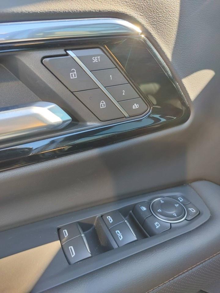 2026 Chevrolet Tahoe 4WD 4dr High Country Photo