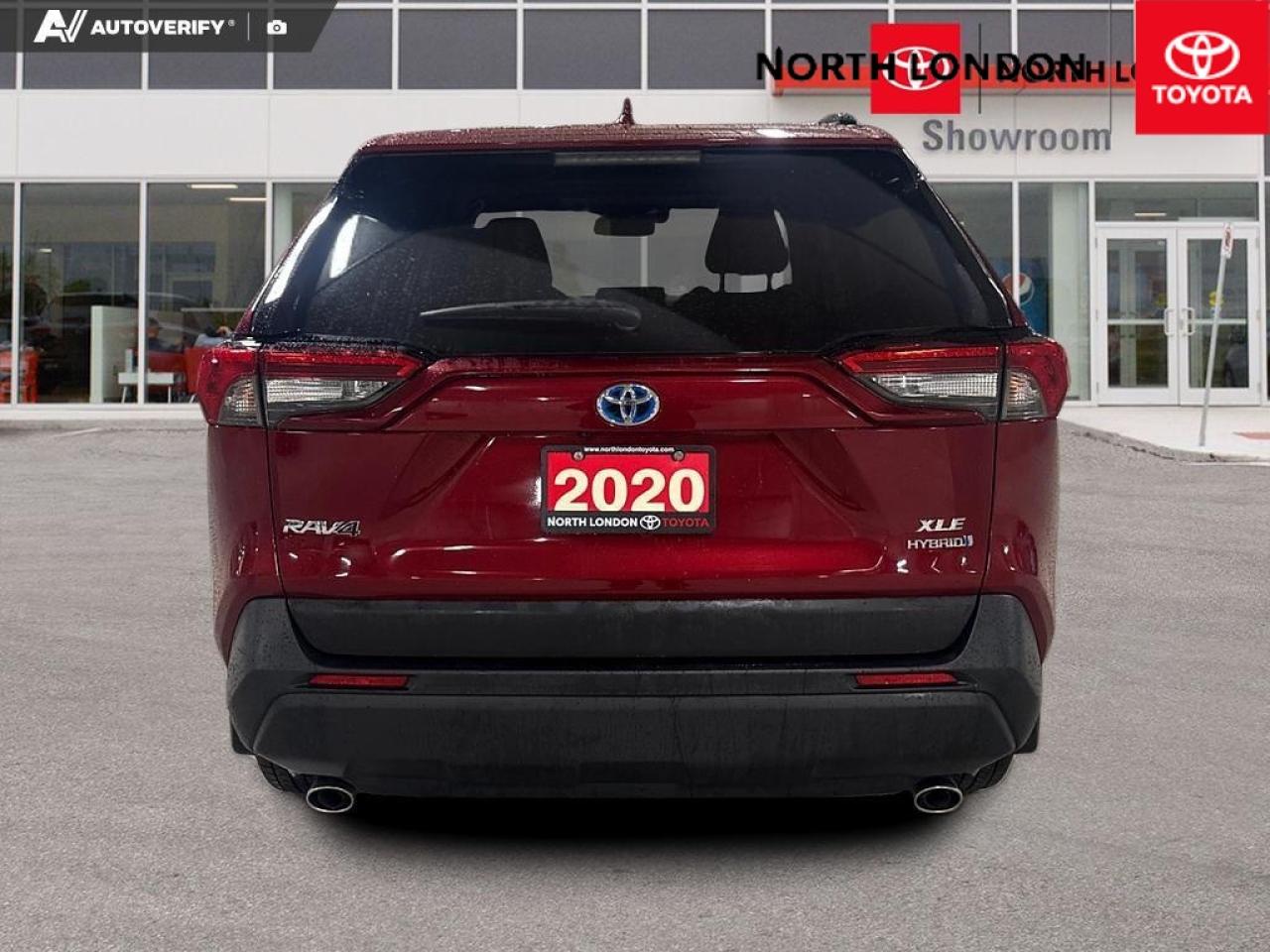 2020 Toyota RAV4 Hybrid XLE 4dr All-Wheel Drive Photo4