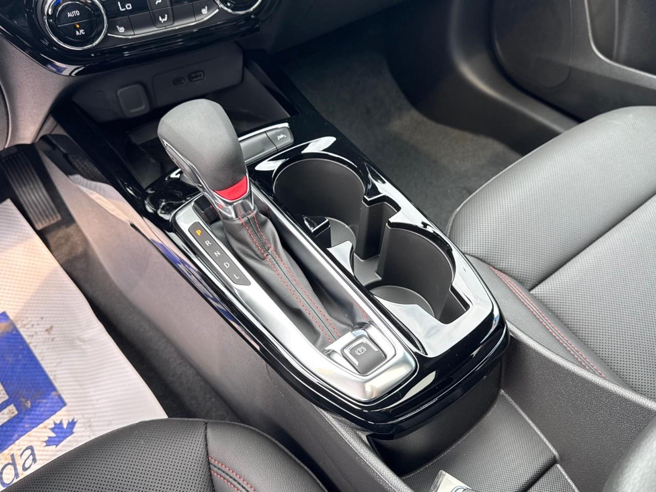 2025 Chevrolet Trax FWD 4dr 2RS Photo