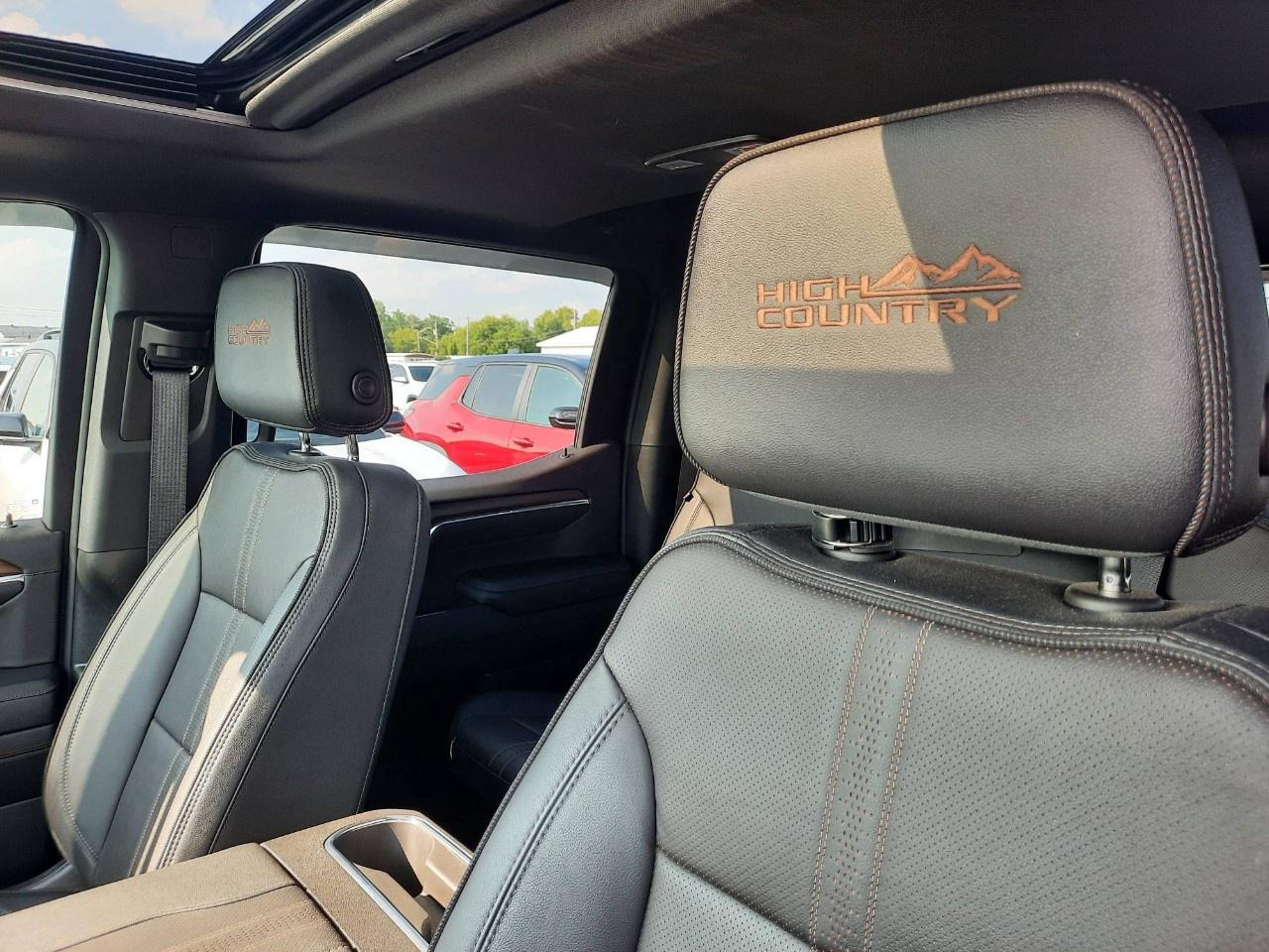 2024 Chevrolet Silverado 1500 Crew Cab Short Box 4-Wheel Drive High Country Photo