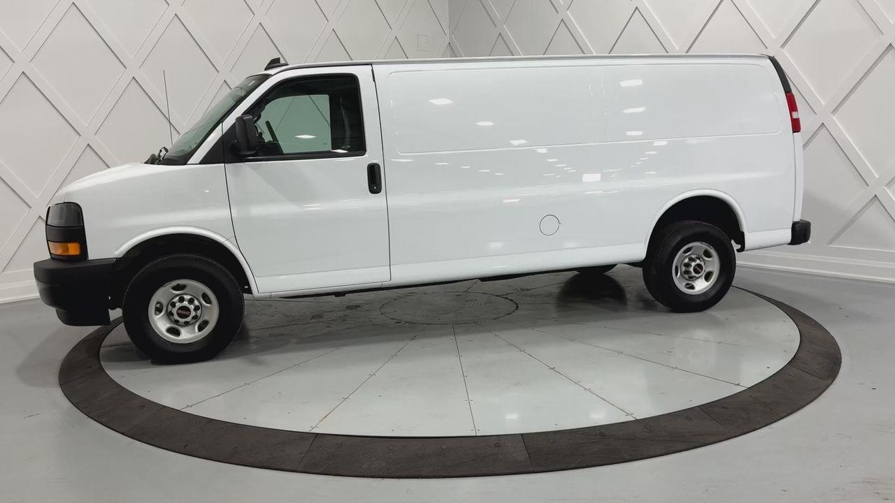 2023 GMC Savana 2500 Work Van Rear-Wheel Drive Extended Cargo Van Photo4