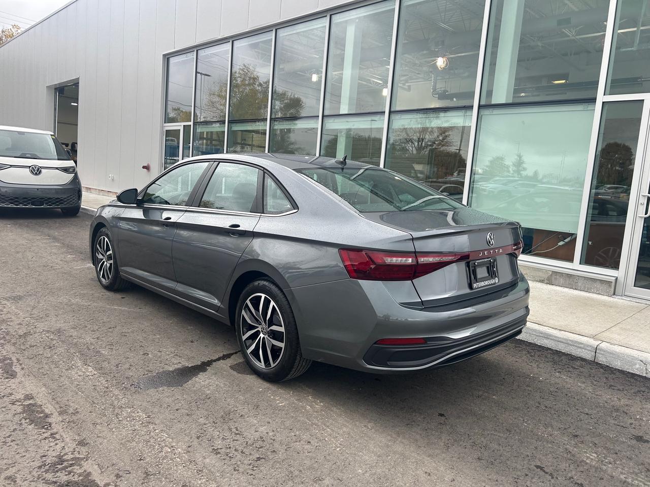 2026 Volkswagen Jetta Comfortline 4dr Sedan Photo2