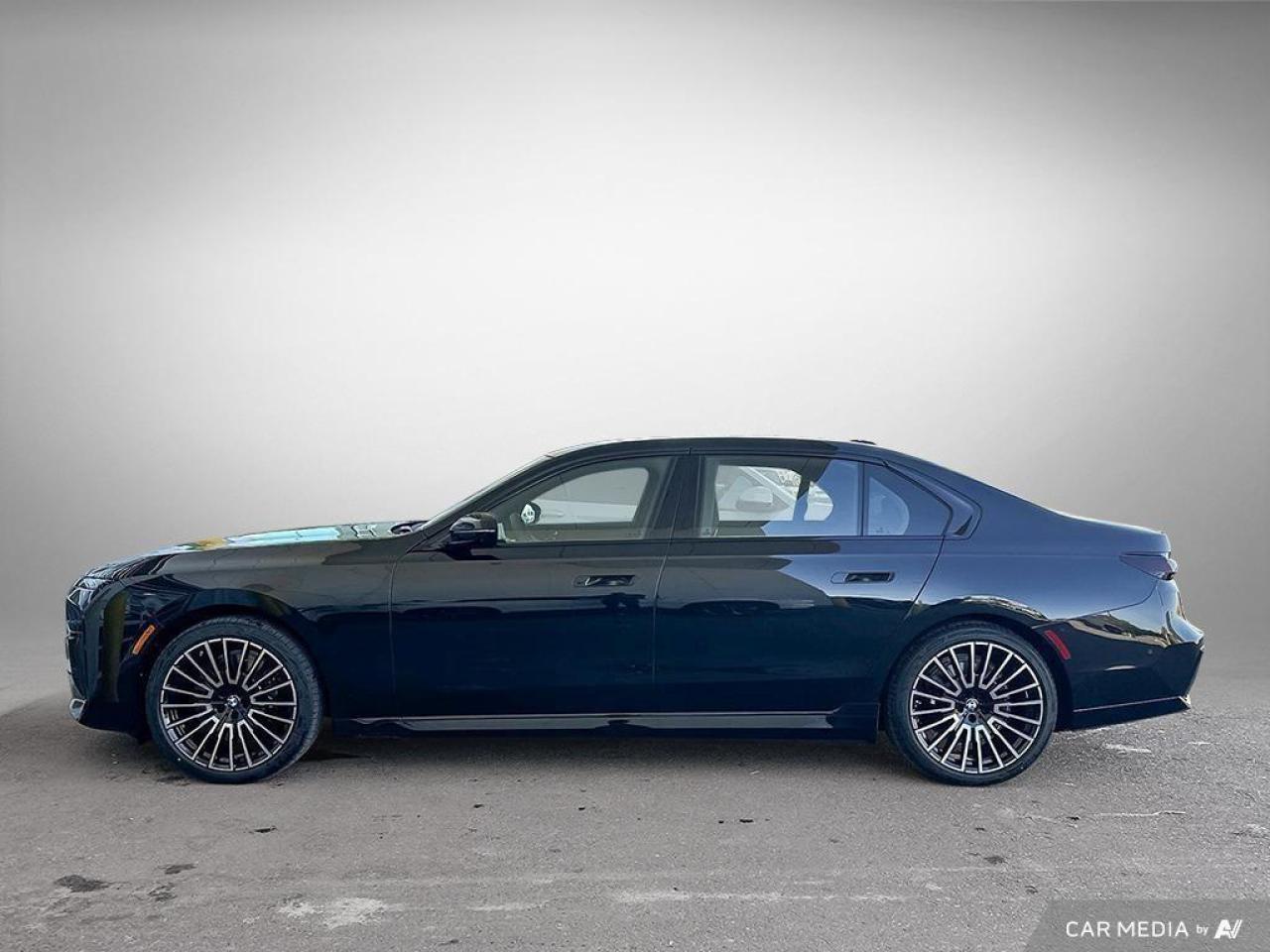 2025 BMW i7 xDrive60 4dr All-Wheel Drive Sedan Photo