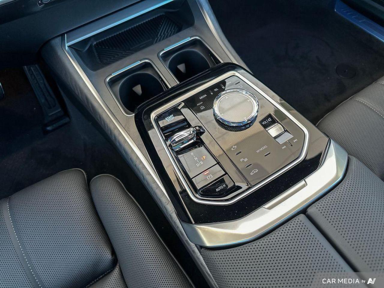 2025 BMW i7 xDrive60 4dr All-Wheel Drive Sedan Photo