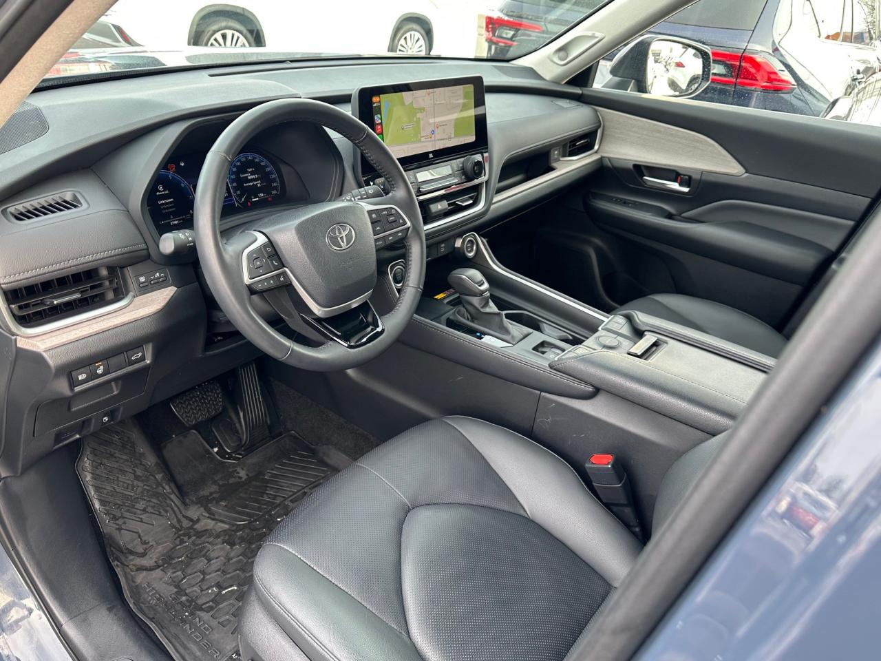 2024 Toyota Grand Highlander Limited 4dr All-Wheel Drive Photo