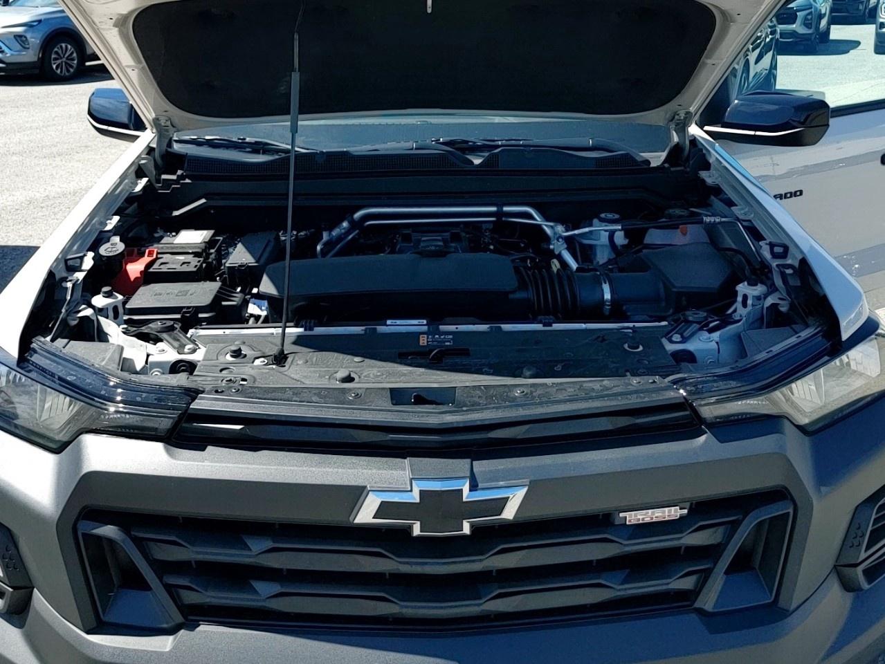 2026 Chevrolet Colorado Crew Cab Short Box 4-Wheel Drive Trail Boss Photo