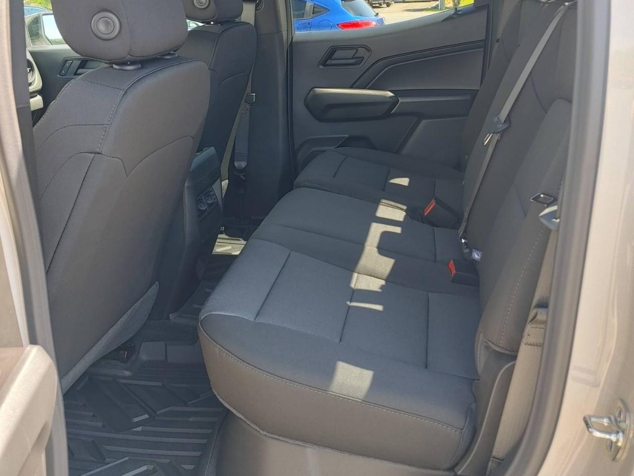 2026 Chevrolet Colorado Crew Cab Short Box 4-Wheel Drive Trail Boss Photo