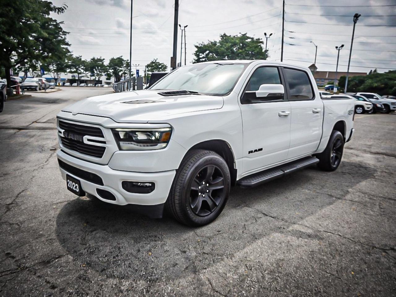 2023 RAM 1500  Photo4