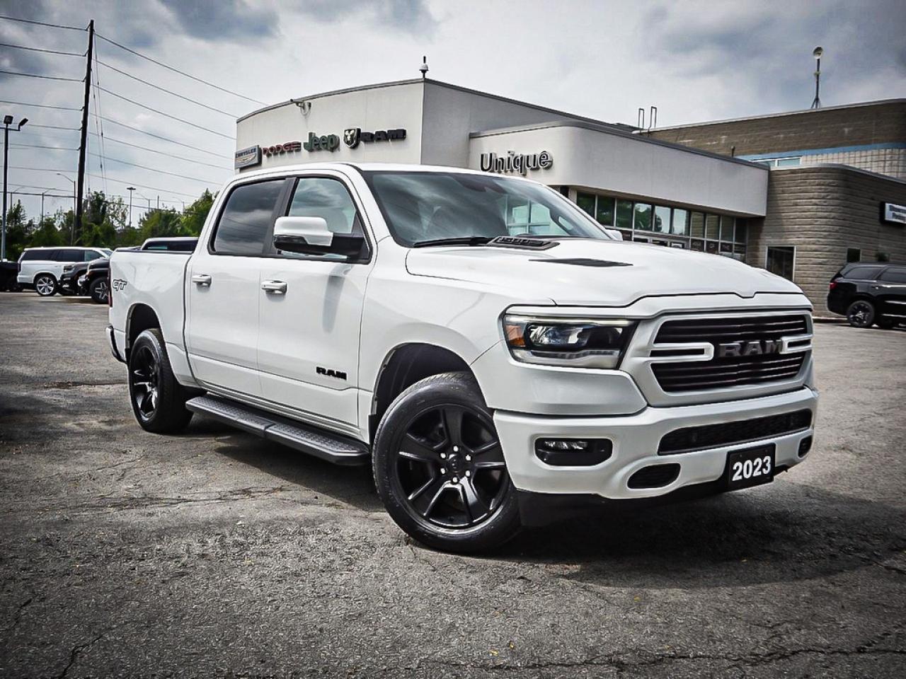 2023 RAM 1500  Photo