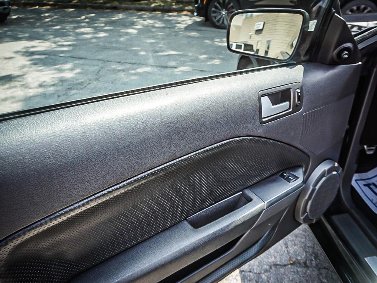 2008 Ford Mustang  Photo