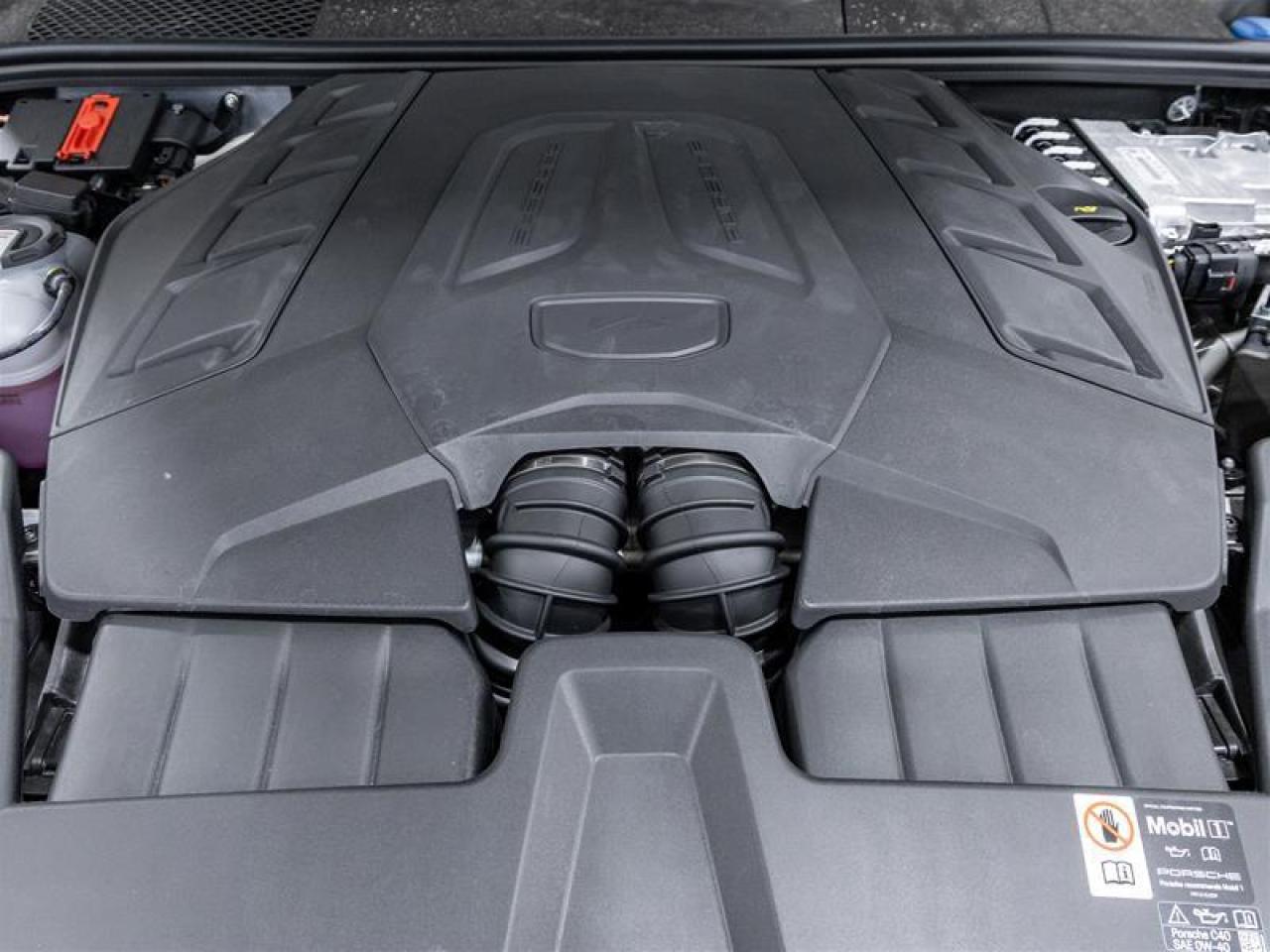 2025 Porsche Cayenne  Photo