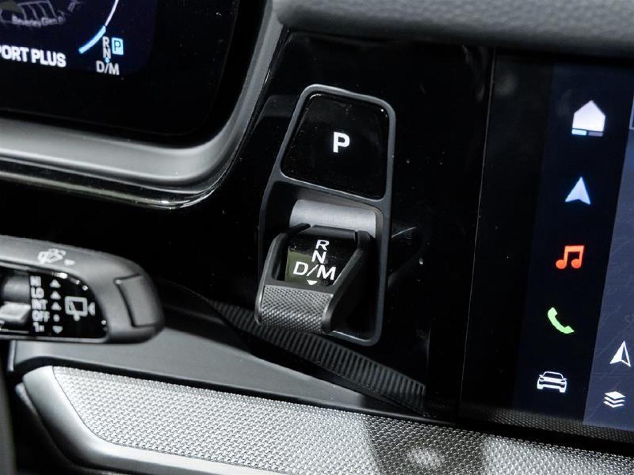 2025 Porsche Cayenne  Photo