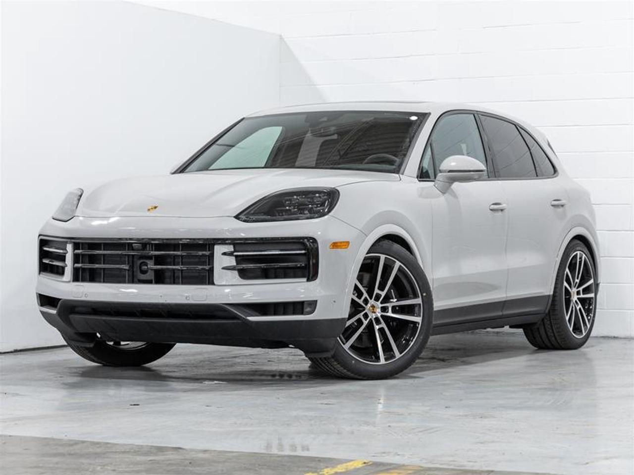 2025 Porsche Cayenne  Photo0