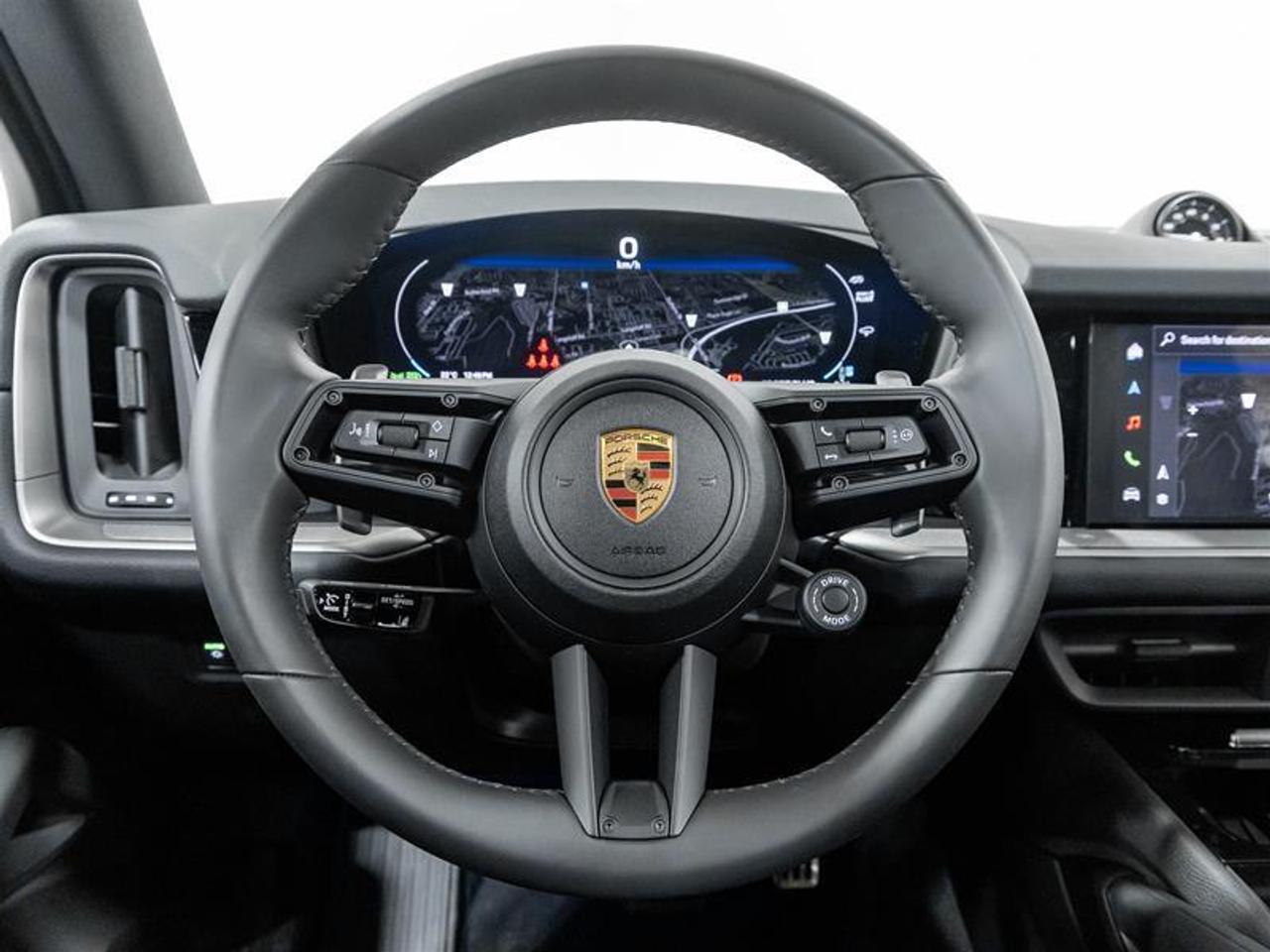 2025 Porsche Cayenne  Photo