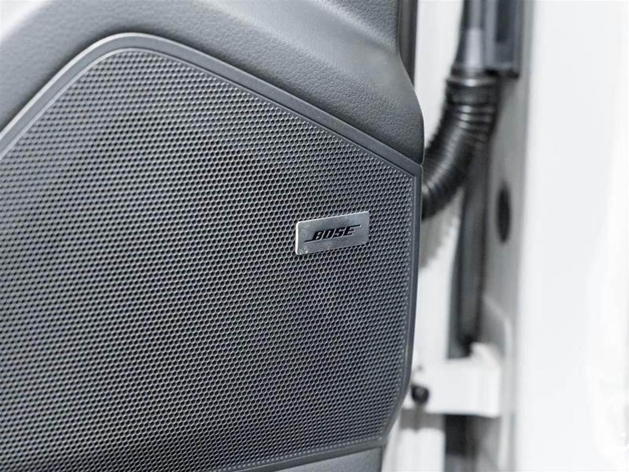 2025 Porsche Cayenne  Photo