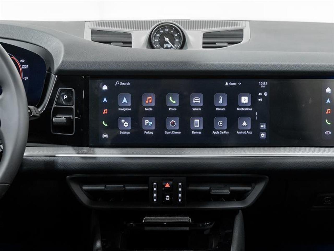 2025 Porsche Cayenne  Photo