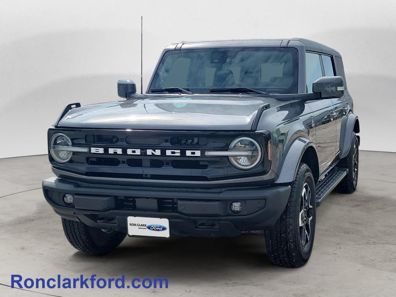 2023 Ford Bronco Outer Banks 4dr 4x4 Photo