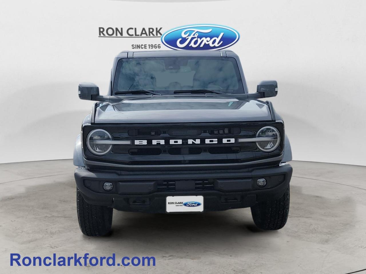 2023 Ford Bronco Outer Banks 4dr 4x4 Photo
