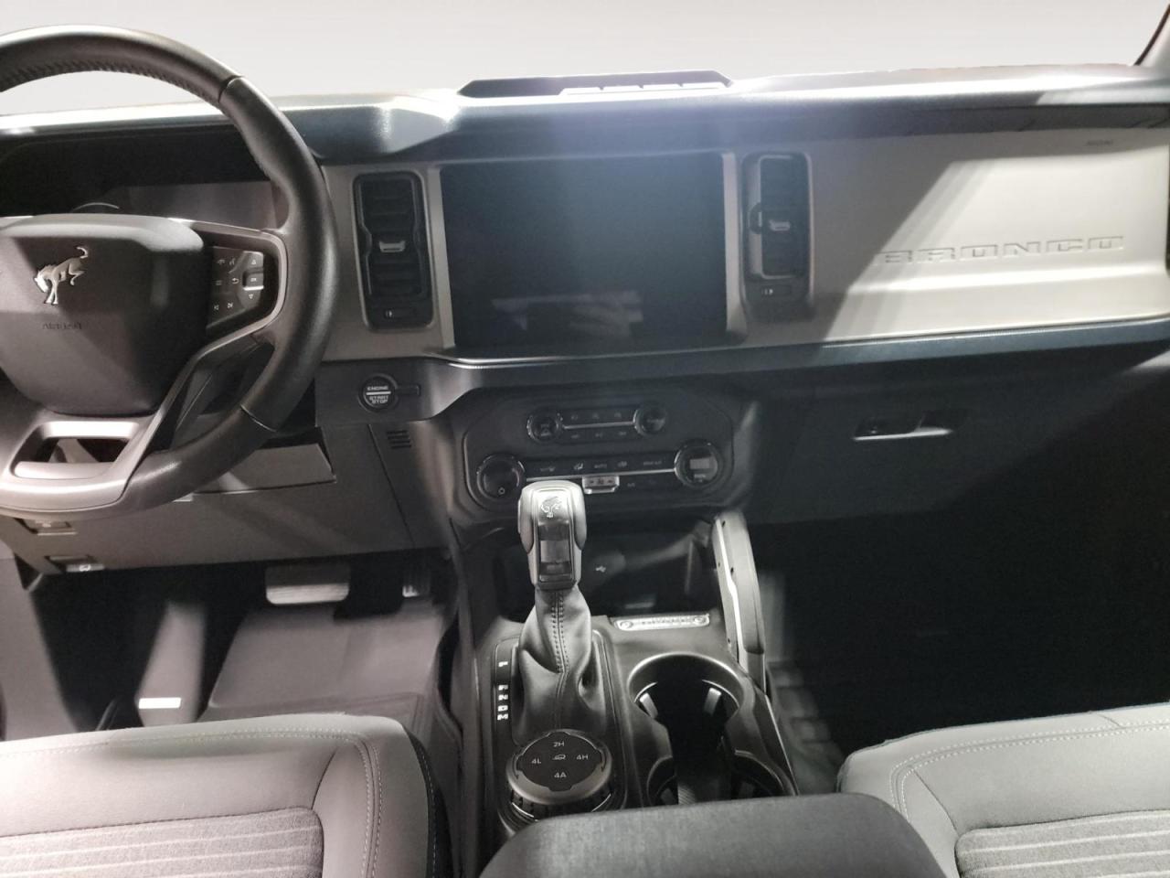 2023 Ford Bronco Outer Banks 4dr 4x4 Photo