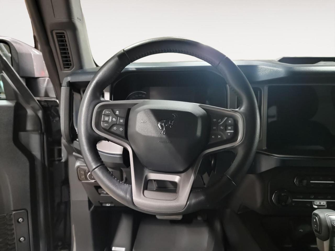 2023 Ford Bronco Outer Banks 4dr 4x4 Photo