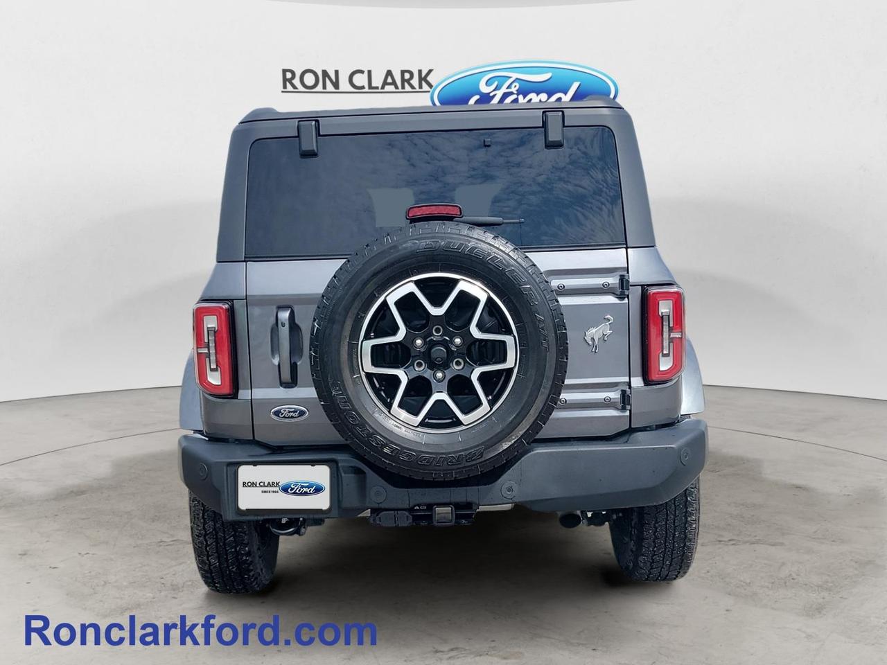 2023 Ford Bronco Outer Banks 4dr 4x4 Photo
