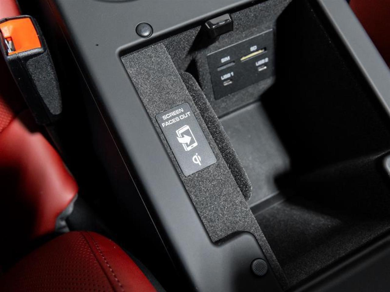 2025 Porsche Macan  Photo