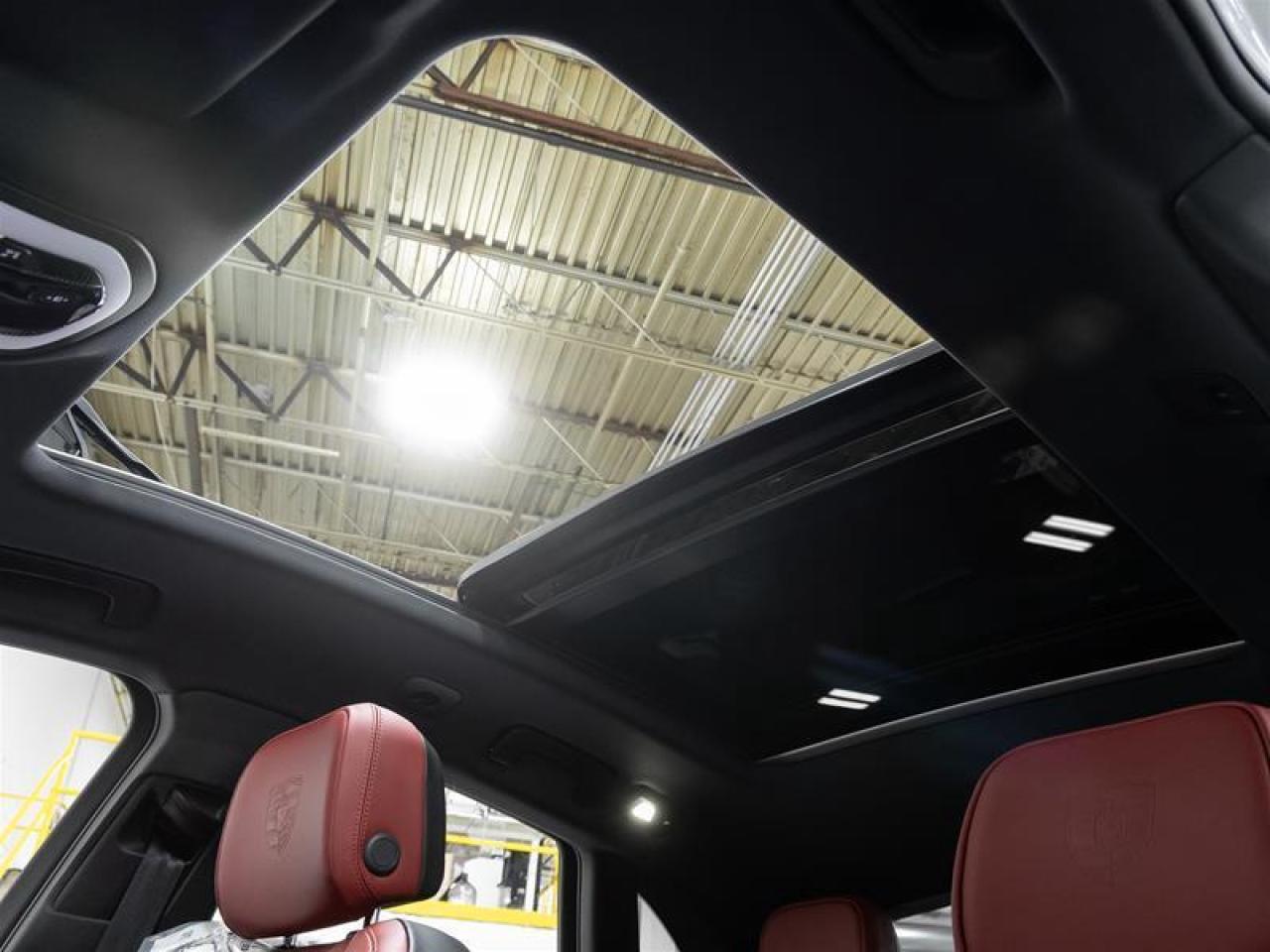 2025 Porsche Macan  Photo