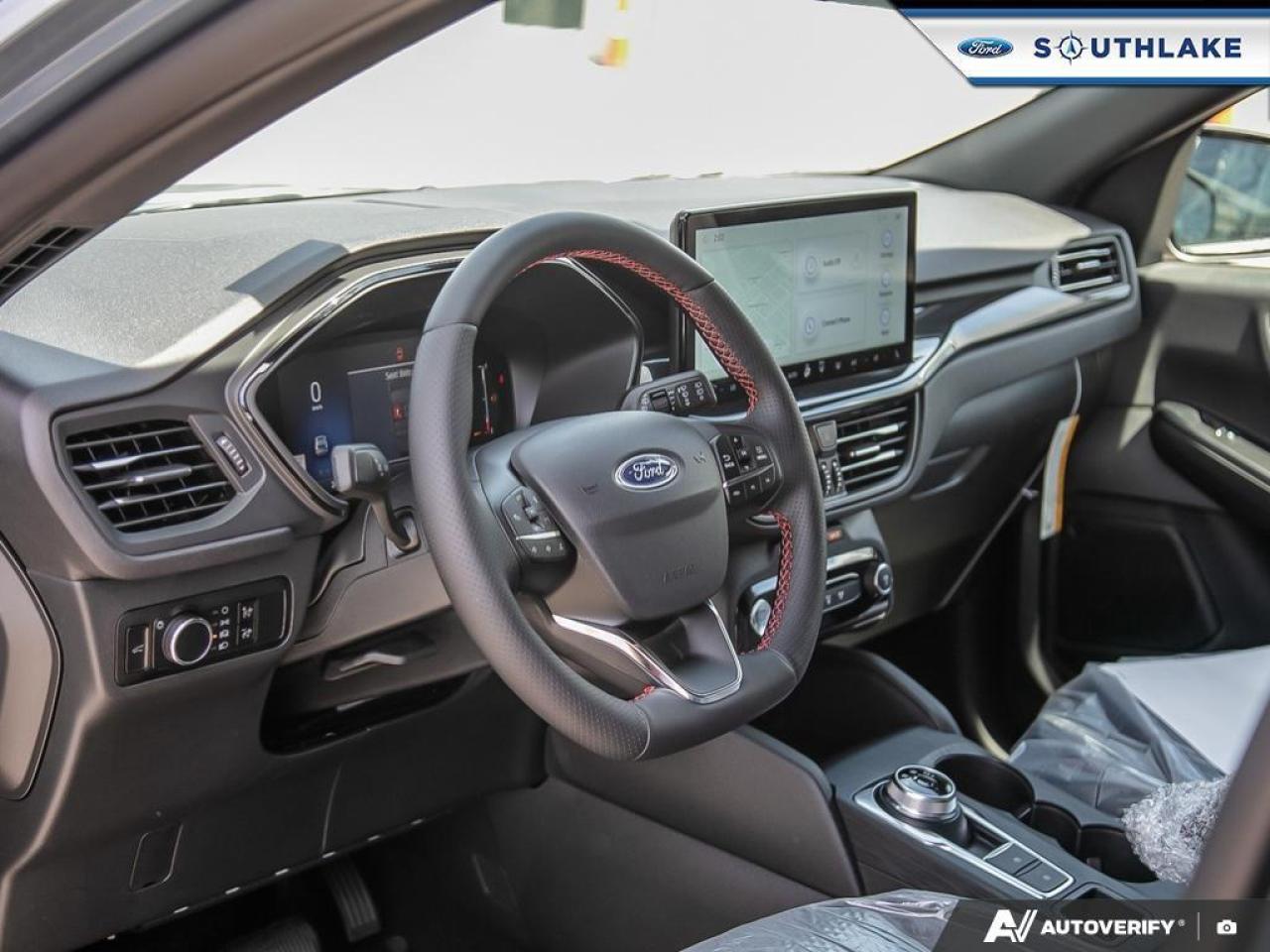 2025 Ford Escape ST-Line 4dr All-Wheel Drive Photo