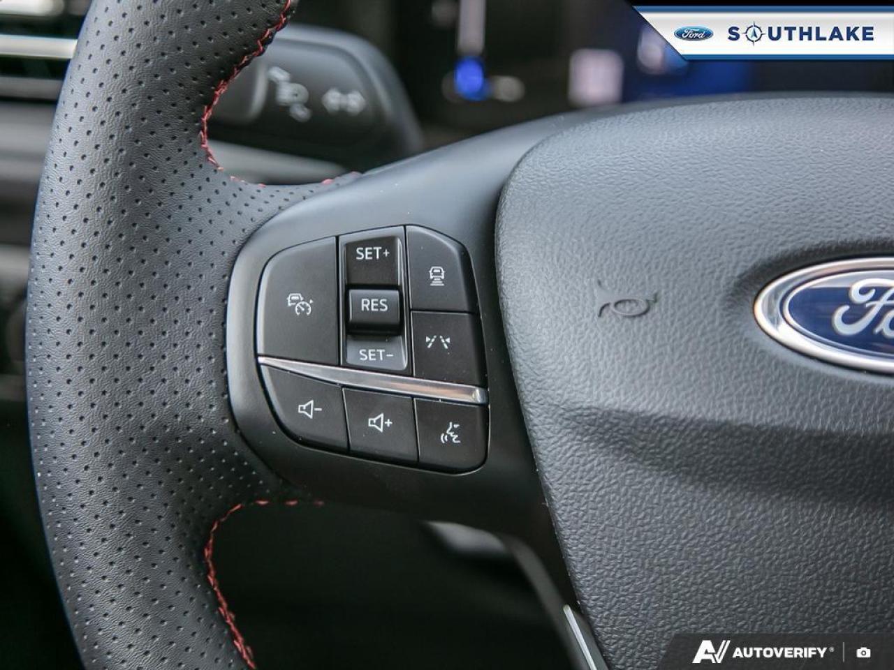 2025 Ford Escape ST-Line 4dr All-Wheel Drive Photo