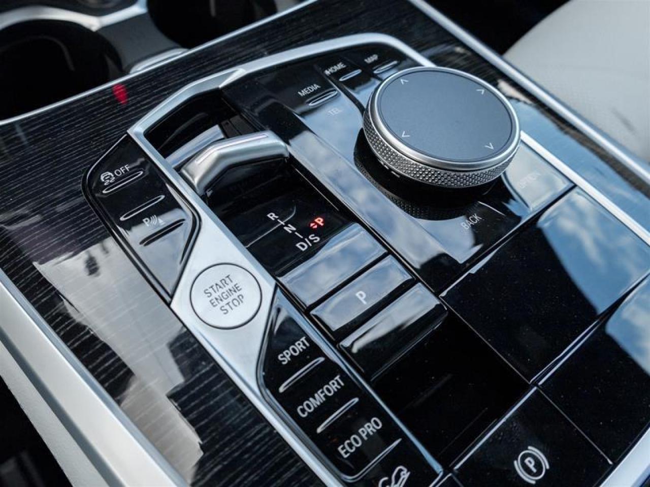 2026 BMW X5 M60i xDrive 4dr All-Wheel Drive Sports Activity Vehicle Photo