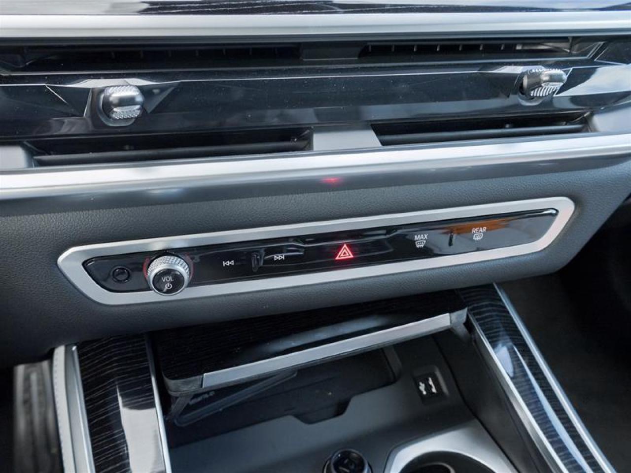 2026 BMW X5 M60i xDrive 4dr All-Wheel Drive Sports Activity Vehicle Photo