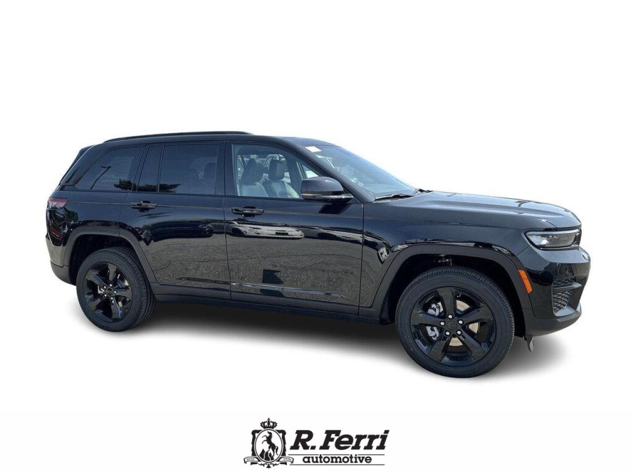 2025 Jeep Grand Cherokee Laredo 4dr 4x4 Photo