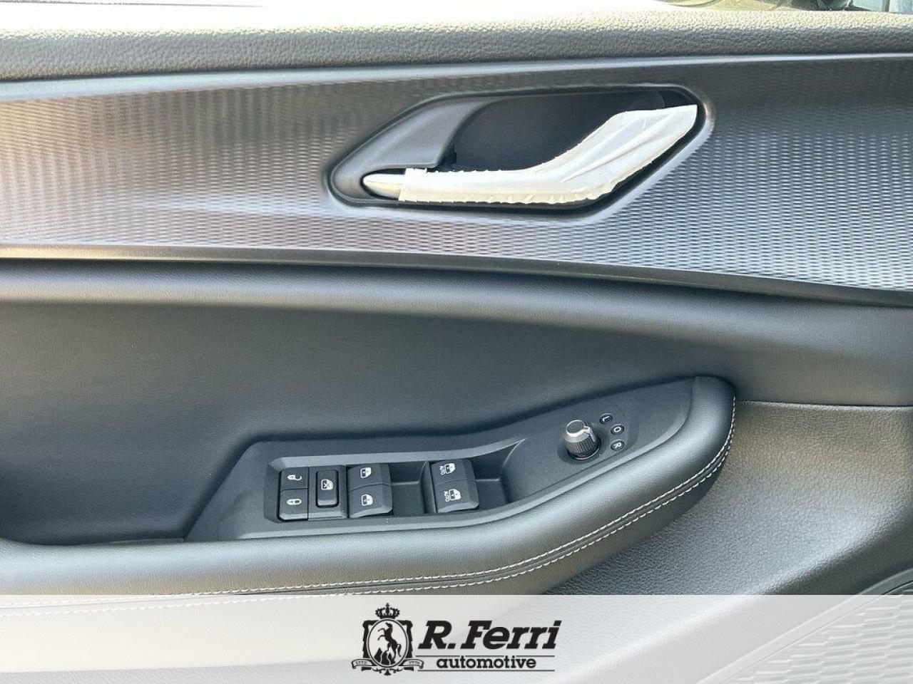 2025 Jeep Grand Cherokee Laredo 4dr 4x4 Photo