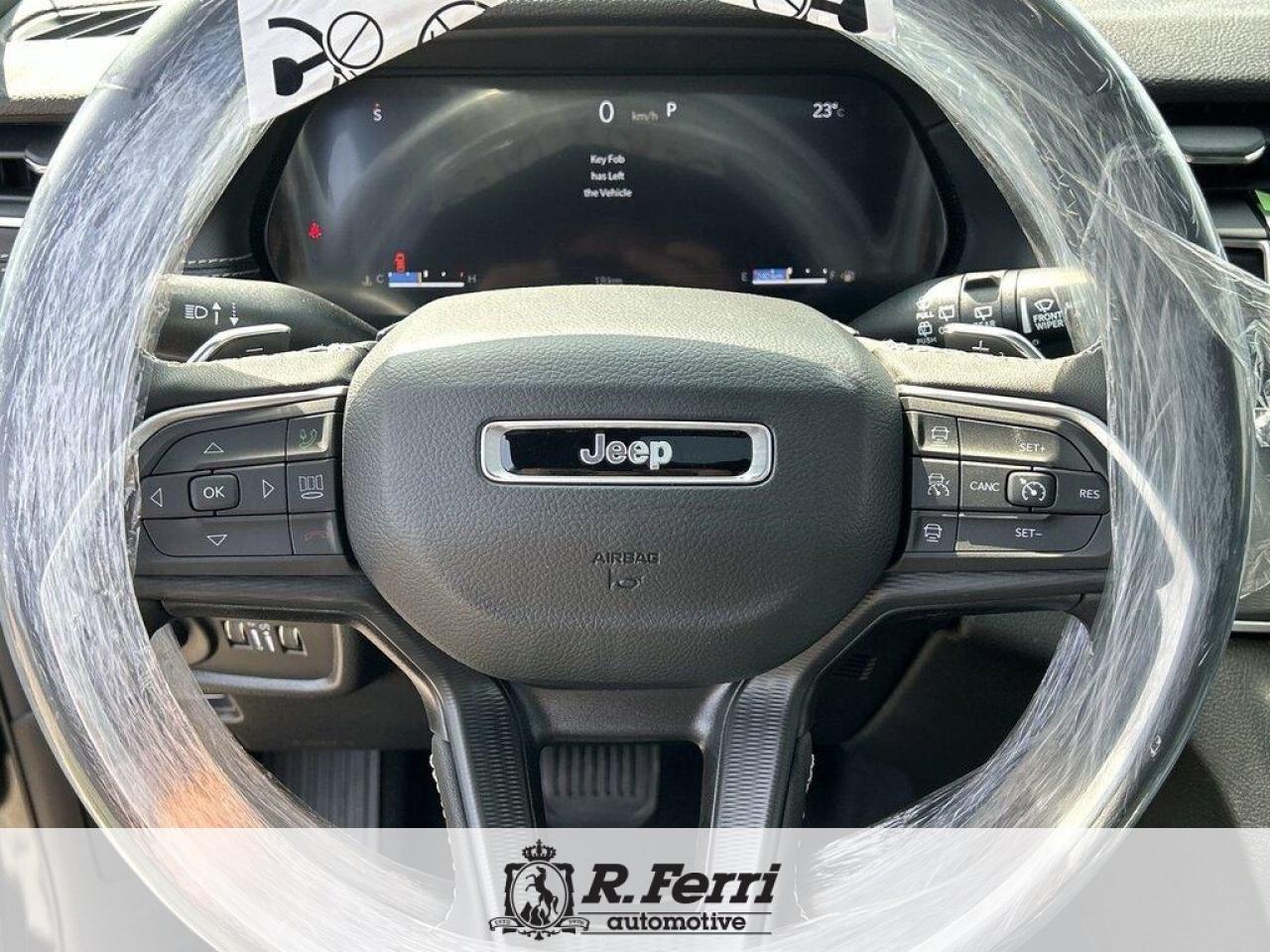 2025 Jeep Grand Cherokee Laredo 4dr 4x4 Photo