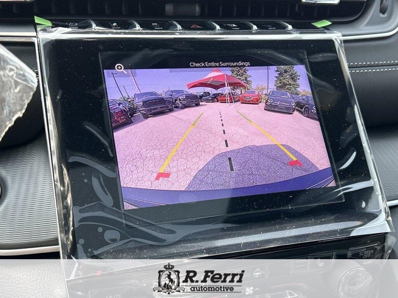 2025 Jeep Grand Cherokee Laredo 4dr 4x4 Photo