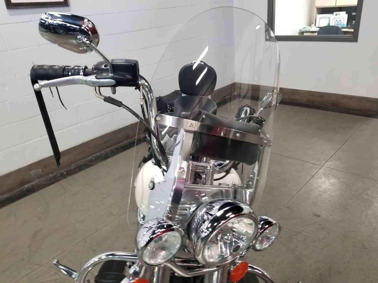 2015 Harley-Davidson HERITAGE SOFTAIL  Photo