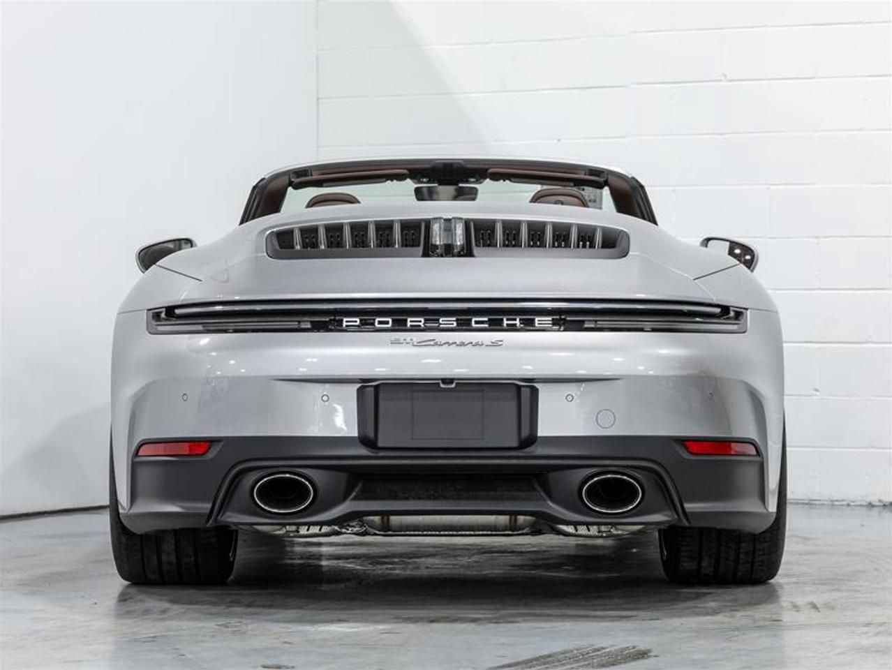2025 Porsche 911  Photo