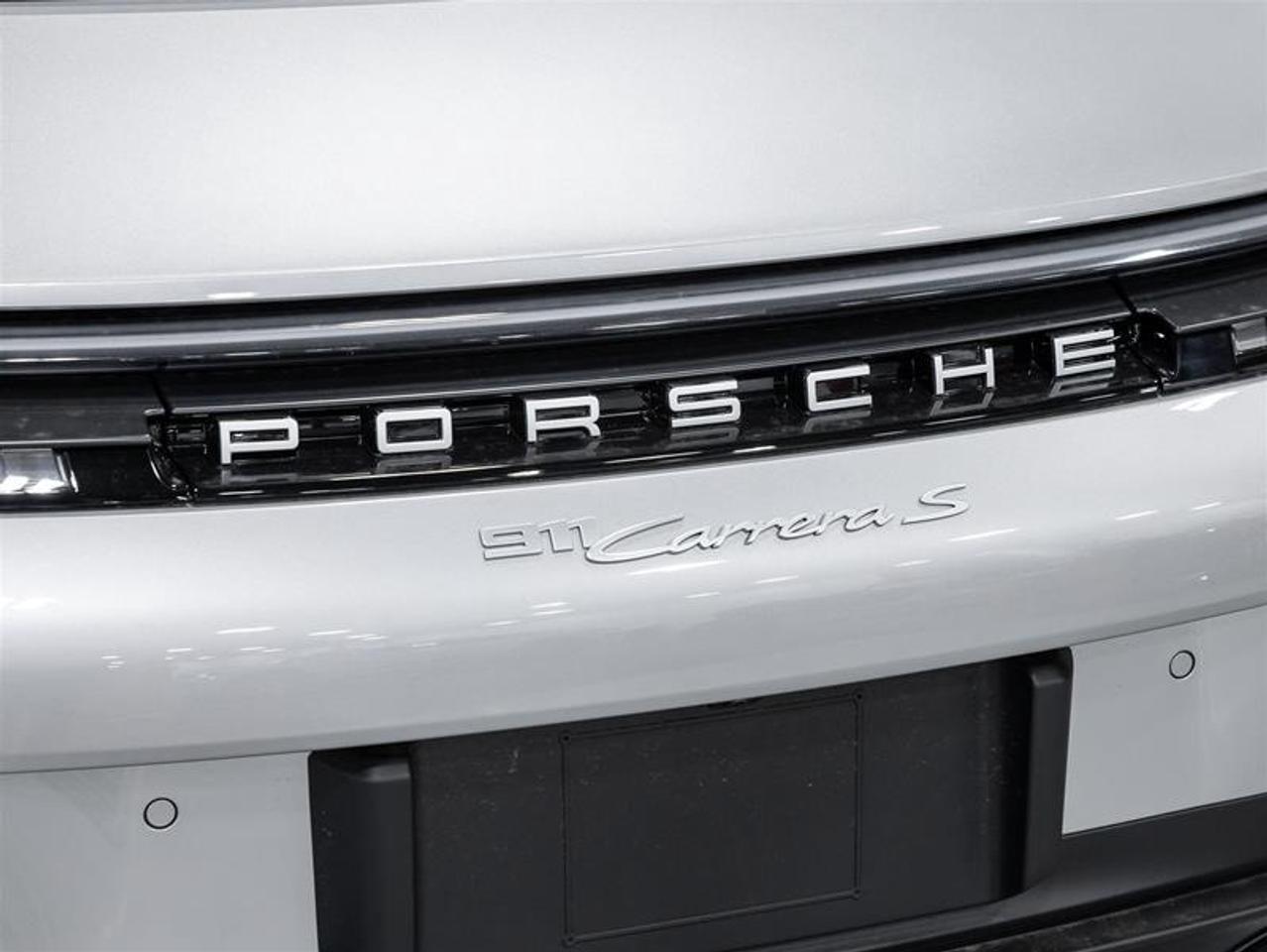 2025 Porsche 911  Photo