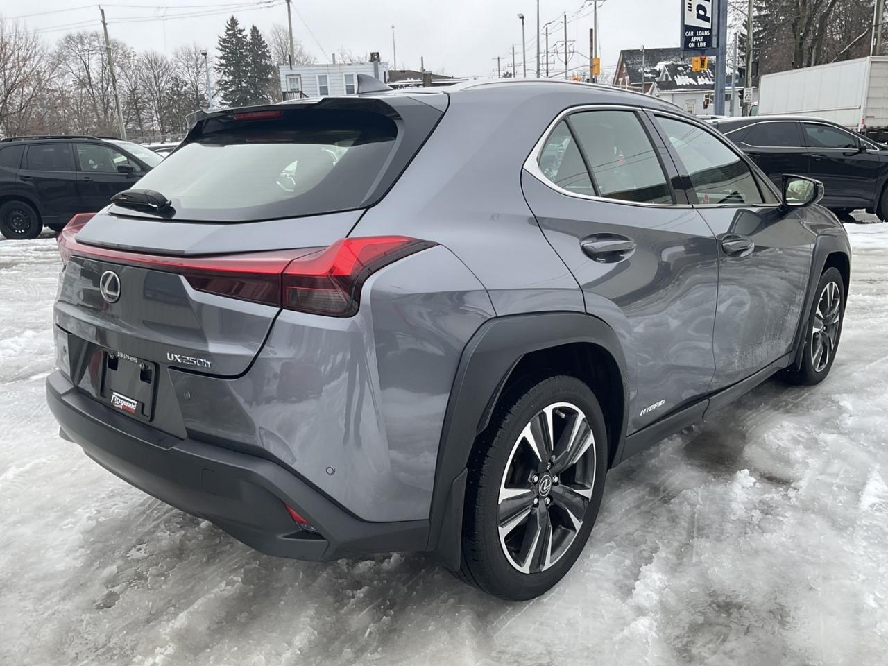 2020 Lexus UX 250H Luxury - LEATHER! NAV! BACK-UP CAM! BSM! HUD! Photo