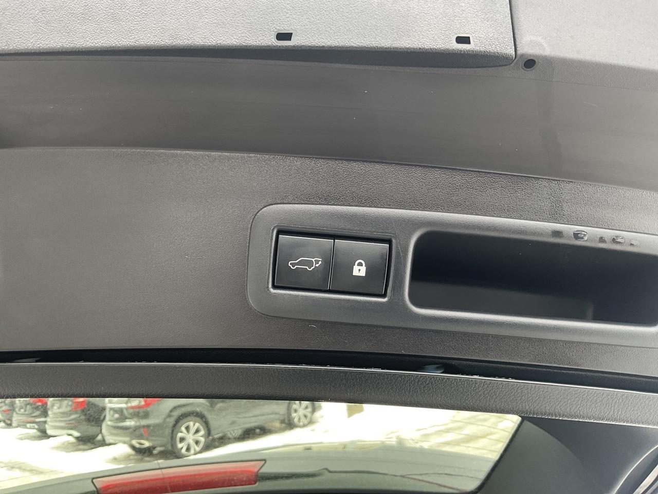 2020 Lexus UX 250H Luxury - LEATHER! NAV! BACK-UP CAM! BSM! HUD! Photo
